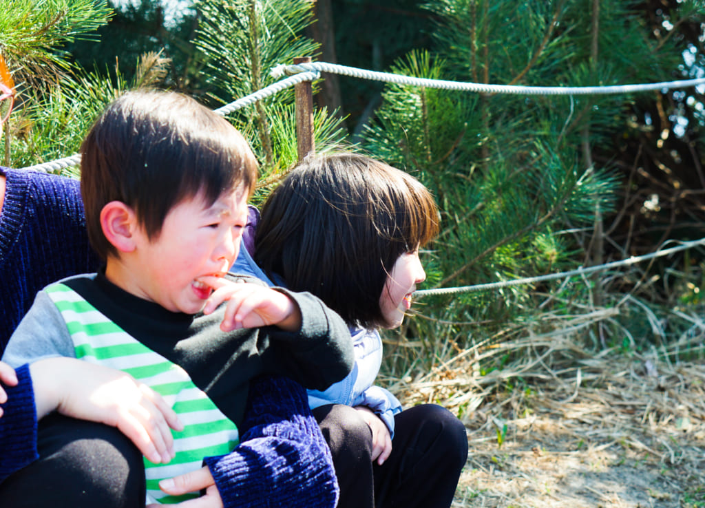 獅子舞と子ども2