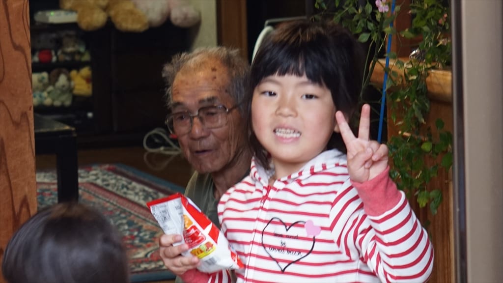 おせったい菓子と子供