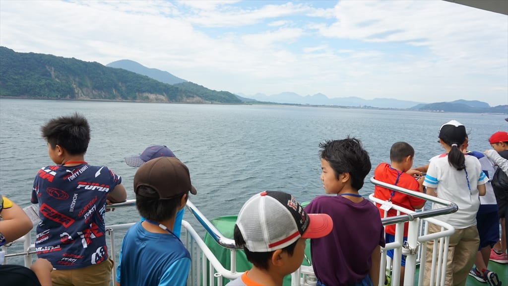 姫島の間から見える国東半島