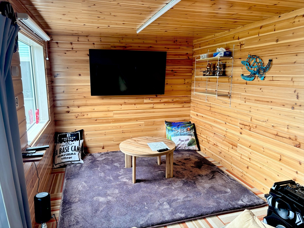 SEA BASE CAMPのコンテナ室内