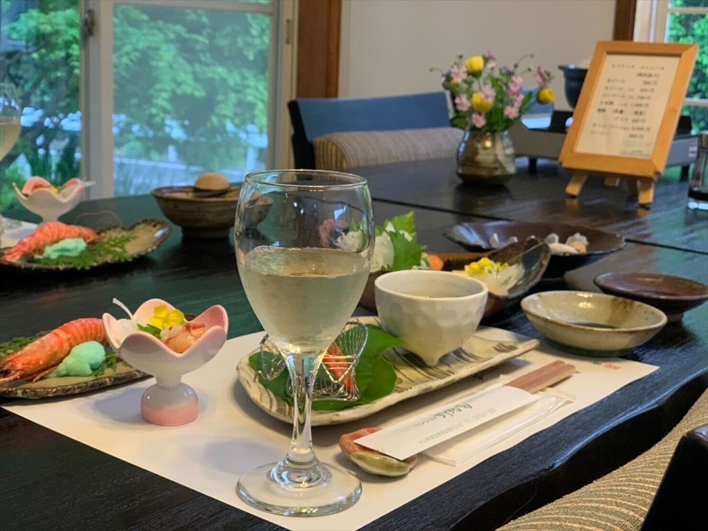 夕食の料理の写真です。